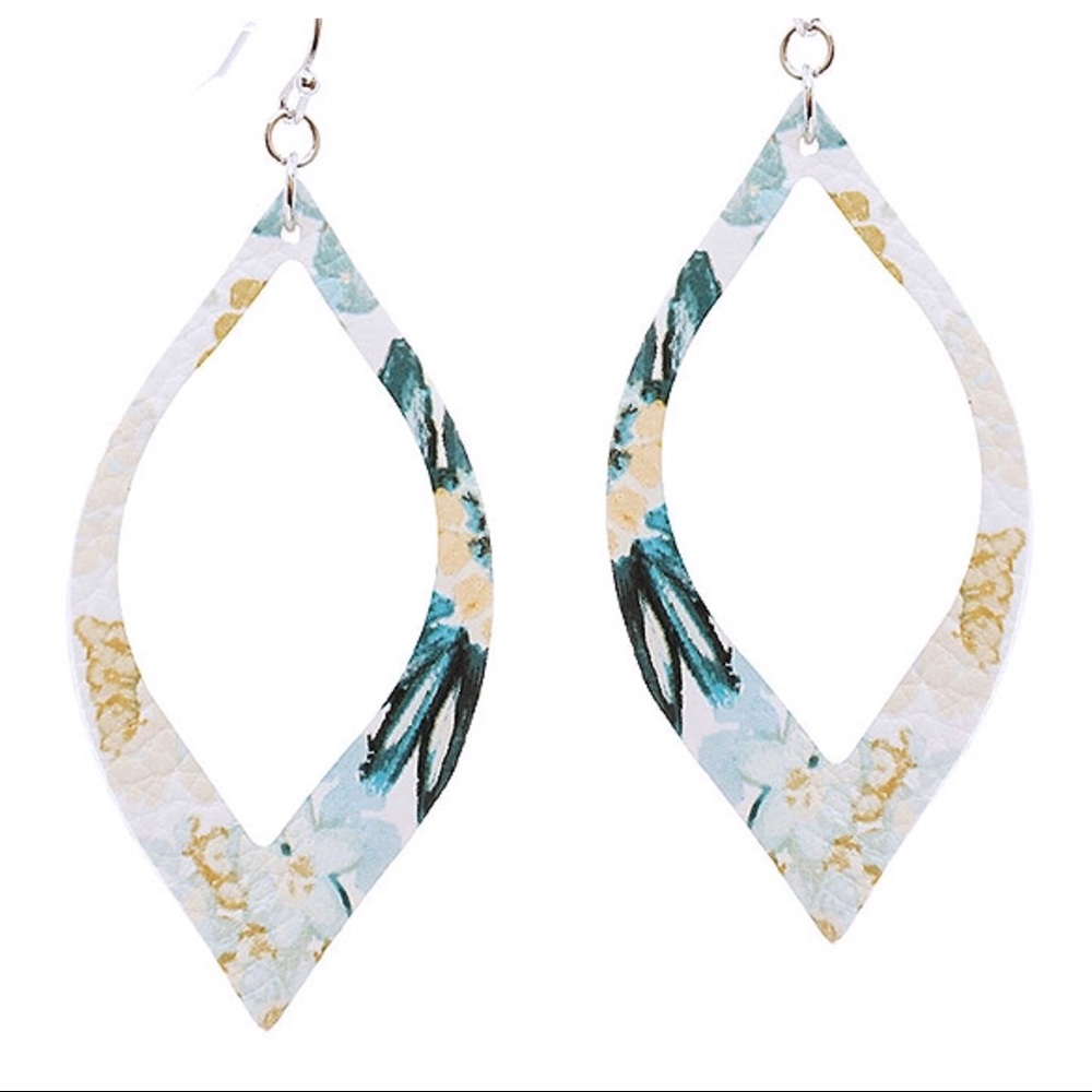 NEW MARQUIS CUT OUT LIGHTWEIGHT EARRINGS